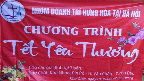 Nhóm DTHH tại HN tổ chức chương trình "Tết yêu thương" - cho bà con tại Khe Chất, Pín Pé, Khe Kẹn - Văn Chấn - Yên Bái.
