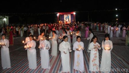 Hai giáo xứ Lào Cai và Phố Lu kết thúc tháng hoa tại Tằng Loỏng
