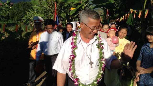 Đức Cha Phụ Tá Anphong Thăm Mục Vụ Các Cộng Đoàn Trong Tỉnh Lai Châu: Ngày Thứ Nhất