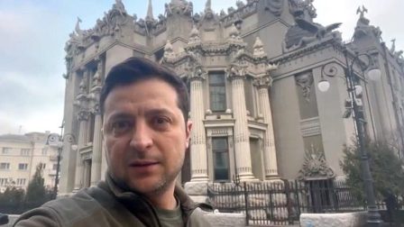 ĐTC Phanxicô điện đàm với Tổng thống Ucraina Volodymyr Zelensky