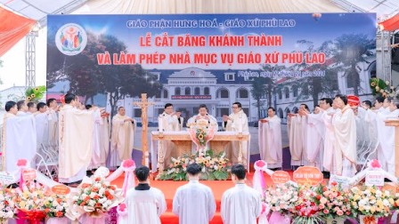 Thánh lễ tạ ơn, cắt băng khánh thành và làm phép nhà Mục vụ giáo xứ Phù Lao