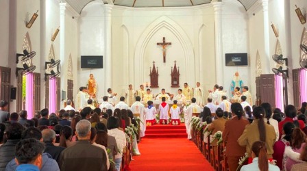 Giáo xứ Kiệt Sơn hân hoan chào đón cha tân chính xứ Phêrô Nguyễn Văn Hùng