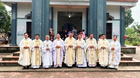 Thánh lễ tạ ơn công bố thành lập giáo xứ Tiên Phú