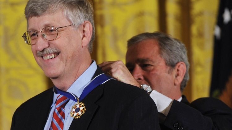 Hình Francis Collins nhận giải Templeton