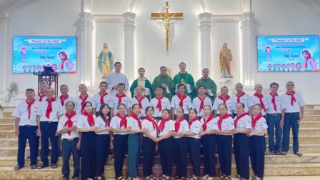 Thánh lễ ra mắt Xứ đoàn Thiếu Nhi Thánh Thể Maria Goretti tại Giáo xứ Hoàng Xá