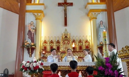 Giáo Xứ Mỹ Bằng Hành Hương Năm Thánh Tại Nhà Thờ Trại Cỏ, Giáo Xứ Sông Chảy