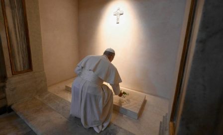 Đức Thánh Cha Lêô XIV viếng mộ Đức cố Giáo hoàng Phanxicô