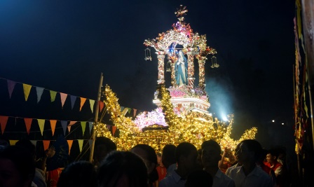 Giáo Xứ Yên Tập Tổ Chức Rước Kiệu Và Dâng Hoa Kính Đức Mẹ - Phiên Thứ Nhất Tại Giáo Xóm Trung Thuận