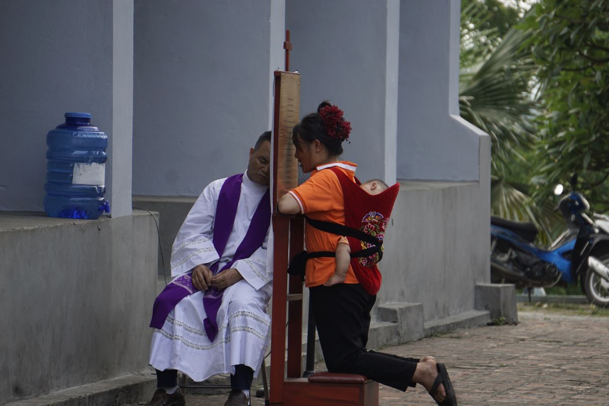 Lãnh nhận Bí tích Hòa giải