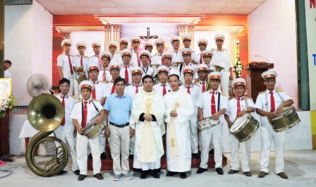 Ban Kèn Đồng Giáo xứ Trại Sơn mừng lễ Quan Thầy và kỷ niệm 25 năm thành lập