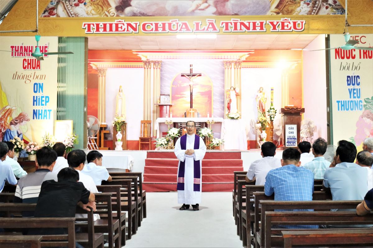 Cha Vinh Sơn Vũ Văn Nguyện chia sẻ tĩnh tâm