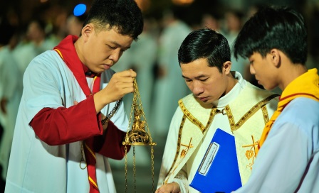 Kết thúc tháng Hoa kính Đức Mẹ và lễ Chúa Thăng Thiên tại giáo xứ Tình Lam.