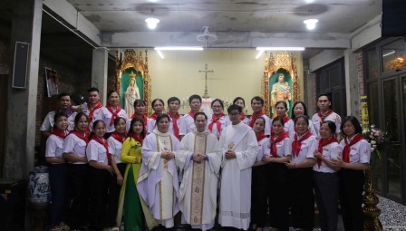 Sa Mạc Huấn Luyện Trợ Tá Thiếu Nhi Thánh Thể tại Giáo xứ Tuyên Quang