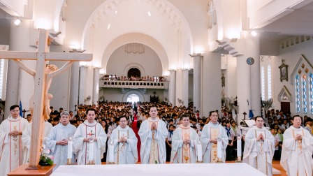 Thiếu Nhi Thánh Thể Hiệp Đoàn Đaminh – Giáo hạt Sơn Tây Hành Hương Năm Thánh Đợt II tại Nhà thờ Chính tòa Sơn Lộc