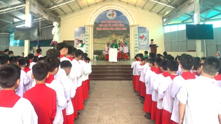 Lễ Sinh Giáo Hạt Hà – Tuyên – Hùng Hành Hương Năm Thánh Tại Nhà thờ Giáo xứ Trại Cỏ