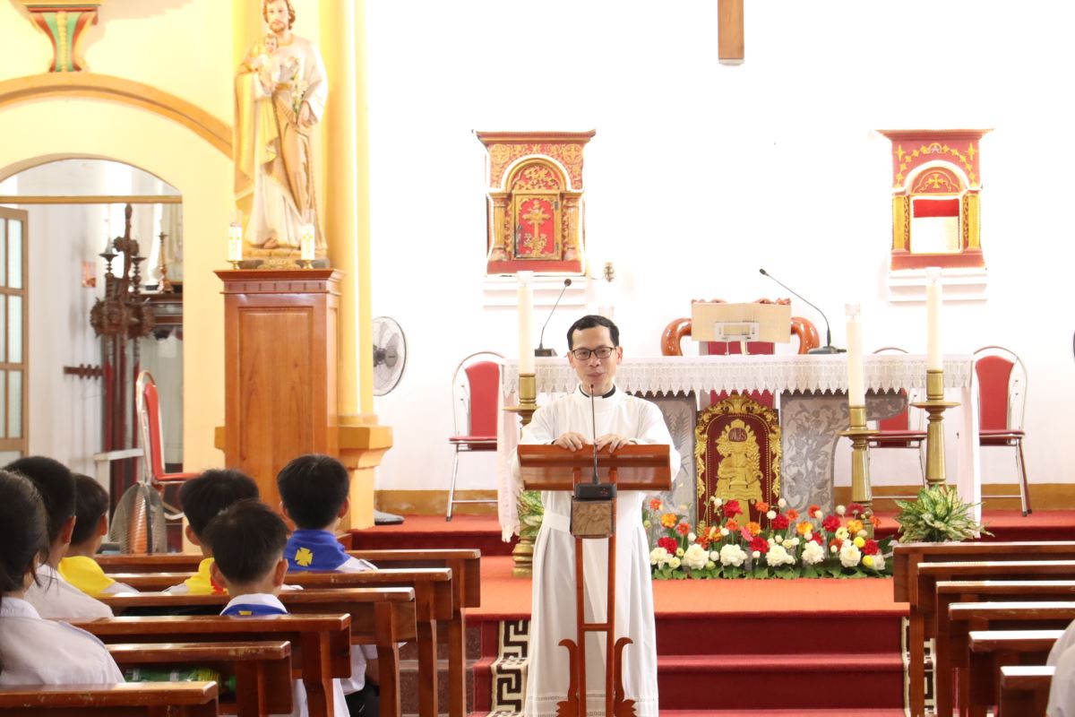 Cha Giuse Nguyễn Thế Tài chia sẻ chủ đề Năm Thánh