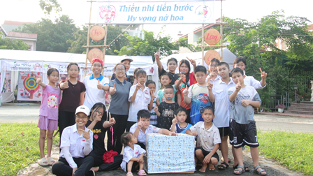 Giáo Xứ Chính Tòa Sơn Lộc: Rộn Ràng Ngày Hội Chợ Hè 2025: “Thiếu Nhi Tiến Bước – Hy Vọng Nở Hoa”