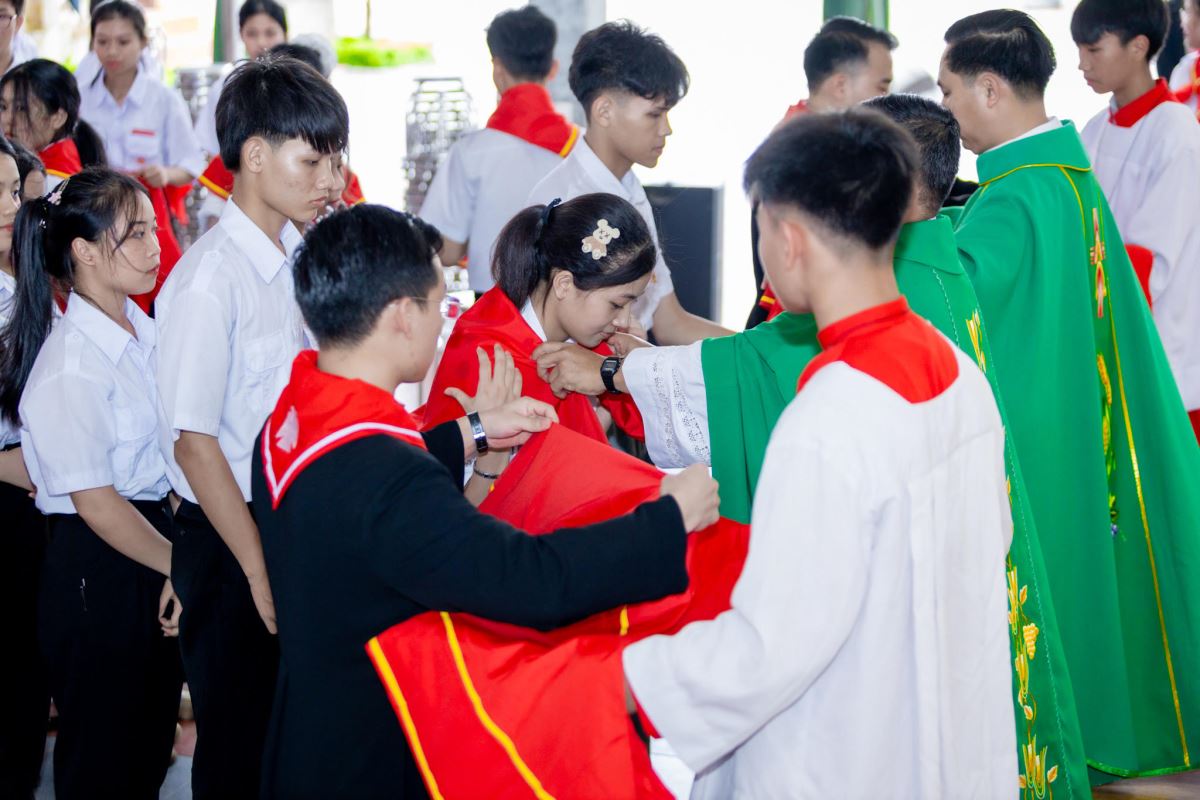 Nghi thức trao khăn