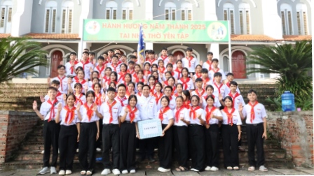 Huynh Trưởng - Dự Trưởng Hiệp Đoàn Thánh Néron Bắc Giáo hạt Tây Bắc Phú Thọ mừng lễ Quan thầy và Hành hương Năm Thánh tại nhà thờ Yên Tập