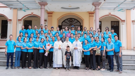 Thánh Lễ Tạ Ơn Mừng Kỷ Niệm 8 Năm Hình Thành Và Phát Triển - 5 Năm Thành Lập Bác Ái Hiến Sĩ Giáo Phận Hưng Hóa (15.7.2020 - 15.7.2025)