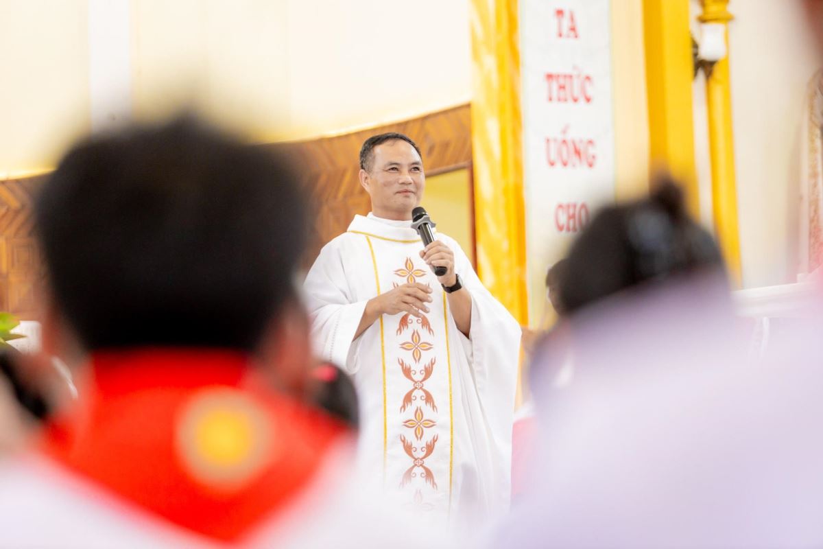 Cha Giuse Đỗ Văn Đại - Tuyên Uý Sa Mạc, giảng lễ