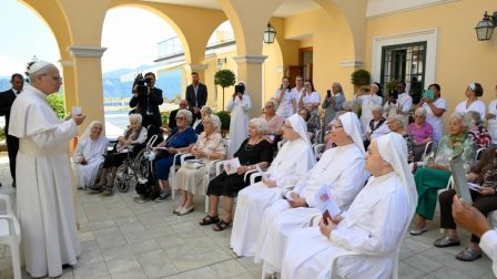Đức Giáo hoàng Lêô XIV thăm Nhà dưỡng lão “Santa Marta” tại Castel Gandolfo