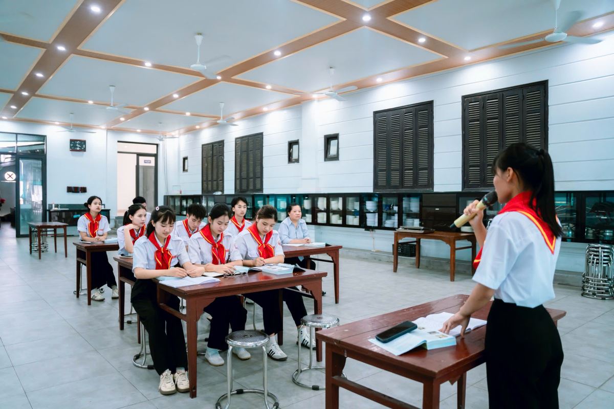 Các Trưởng thực tập và có Giáo lý viên Giáo phận dự giờ