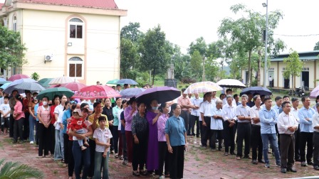 Giáo xứ Dư Ba hành hương Năm Thánh Phiên thứ ba tại Nhà thờ Yên Tập