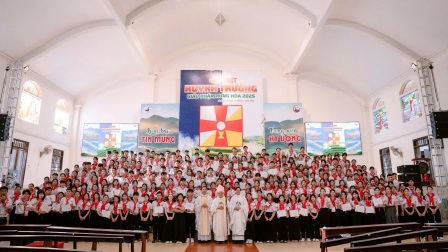 Giáo phận Hưng Hóa: Ngày gặp mặt Huynh trưởng với chủ đề “Huynh Trưởng Loan Báo Tin Mừng Trong Niềm Hy Vọng”