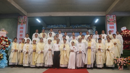 Thánh Lễ Tạ Ơn Của Tân Linh Mục Phêrô Nguyễn Văn Ba, MF