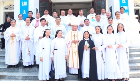 Thánh lễ Tạ Ơn Mừng Ngân Khánh Khấn Dòng của Nữ tu Maria Nguyễn Thị Sức - Dòng Đa Minh Gò Vấp