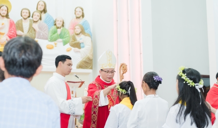 Niềm Vui Ngày Lãnh Nhận Bí Tích Thêm Sức Tại Giáo Xứ Ngô Xá