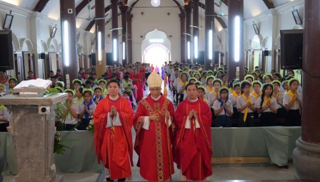 Thánh Lễ Ban Bí Tích Thêm Sức tại Giáo Xứ Phú Nghĩa Ba Vì