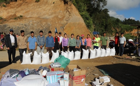 Giáo xứ Điện Biên thực hiện chương trình bác ái tại xã Na Son, tỉnh Điện Biên