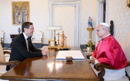 ĐTC Lêô XIV tiếp Tổng thống Israel và kêu gọi ngừng bắn khẩn cấp ở Gaza