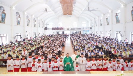 Thiếu Nhi Thánh Thể Giáo Xứ Hoàng Xá Hành Hương Năm Thánh & Khai Giảng Năm Học Giáo Lý 2025-2026