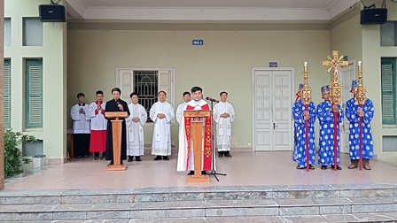 Giáo xứ Hán Đà và Minh Danh hành hương Năm Thánh tại nhà thờ Yên Bái 