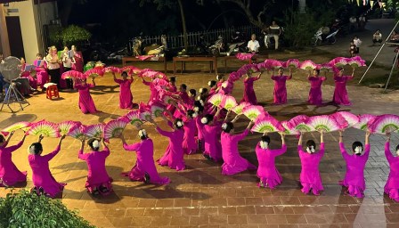 Khai Mạc Tháng Hoa Mân Côi và Mừng Bổn Mạng Ca Đoàn Têrêsa Giáo Xứ Thanh Lâm