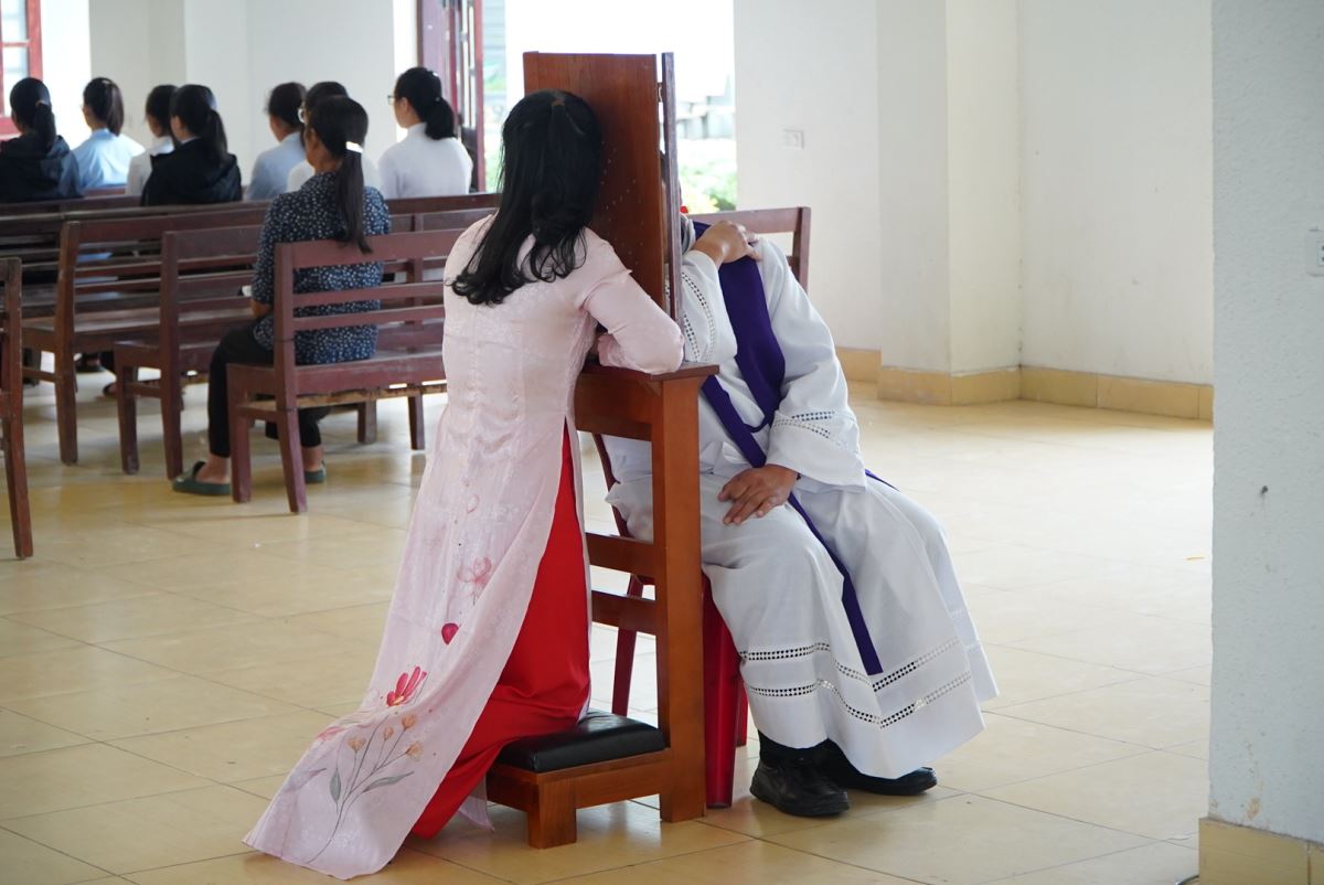 Lãnh nhận Bí tích Hòa giải