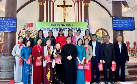 Giáo Xứ Phú Nghĩa: Mừng Lễ Kính Trọng Thể Các Thánh Tử Đạo Việt Nam Và Cầu Nguyện Cho Quý Thầy Cô Giáo