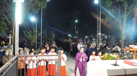 Thánh Lễ Cầu Cho Các Linh Hồn Tại Giáo Xứ Phù Lao