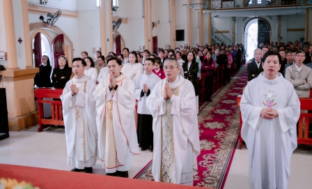 Chuẩn xứ Phú An Hành Hương Năm Thánh 2025 tại Nhà Thờ Yên Tập