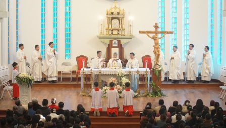 Bốn giáo xứ quy tụ tại Nhà thờ Chính tòa Sơn Lộc trong ngày hành hương Năm Thánh cuối Năm Phụng vụ