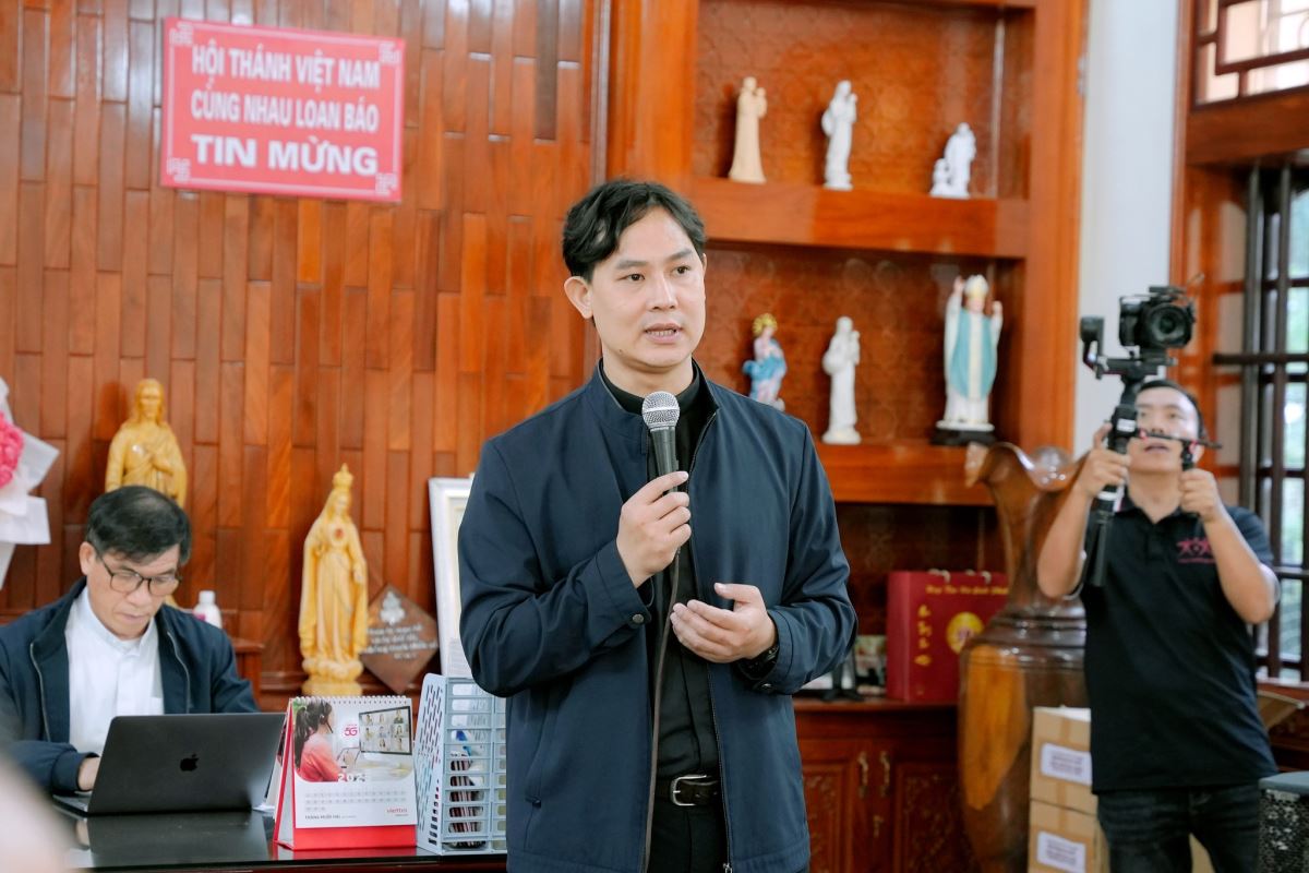 Cha đặc trách Truyền Thông Giáo phận Hải Phòng