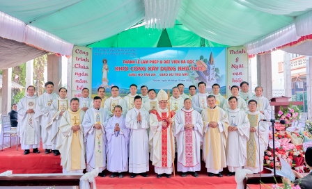 Thánh Lễ Khởi Công Xây Dựng Nhà Thờ Giáo Họ Tân An