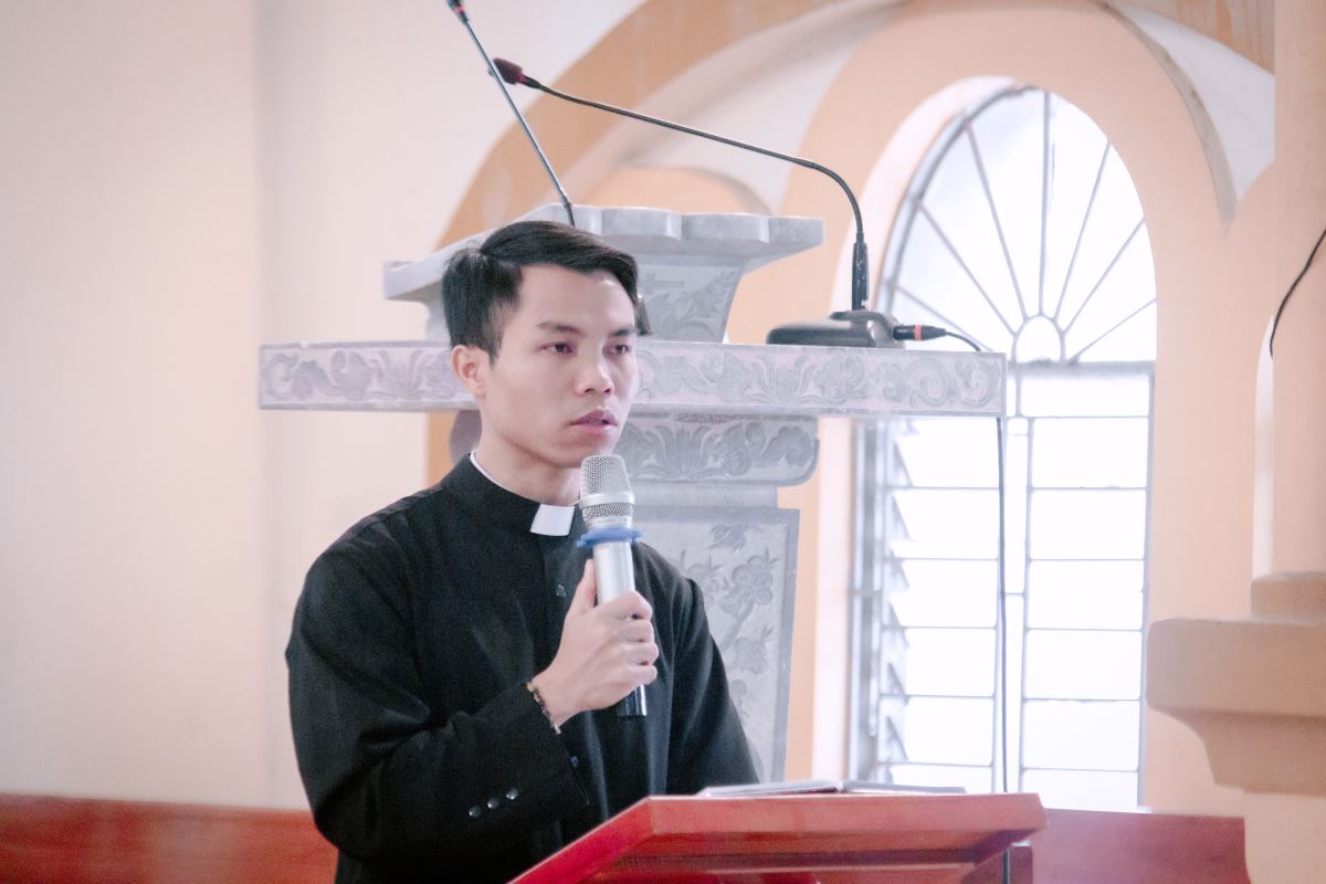 Thầy Giuse Nguyễn Quốc Khải chia sẻ chuyên đề