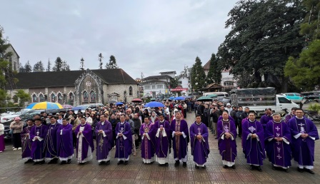 Giáo Hạt Lào Cai - Lai Châu Tổng Kết Mục Vụ 2025 Và Hành Hương Năm Thánh
