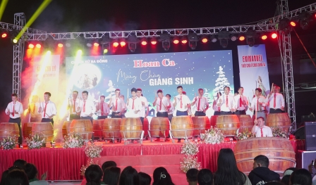 Hoan Ca Mừng Chúa Giáng Sinh 2025 Tại Chuẩn Xứ Ba Đông