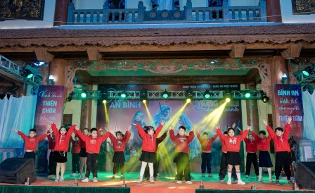 Giáo Xứ Mộc Hoàn: “Đêm An Bình” - Mừng Chúa Giáng Sinh 2025