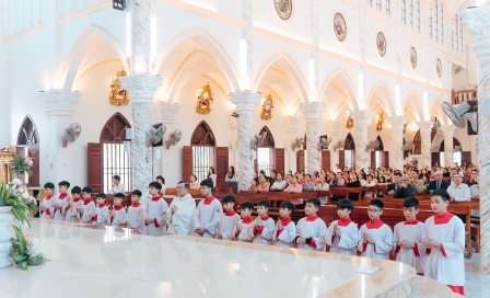 Giáo họ Đông Dần hân hoan mừng lễ Quan thầy: Đức Maria, Mẹ Thiên Chúa